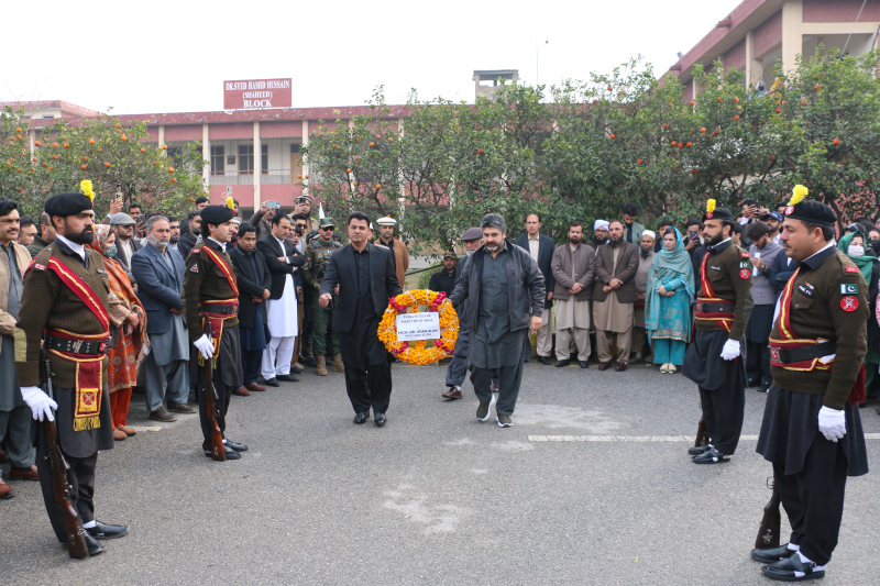 Group photo of students of Allied Health Sciences with The vice Chancellor of Bacha Khan University
